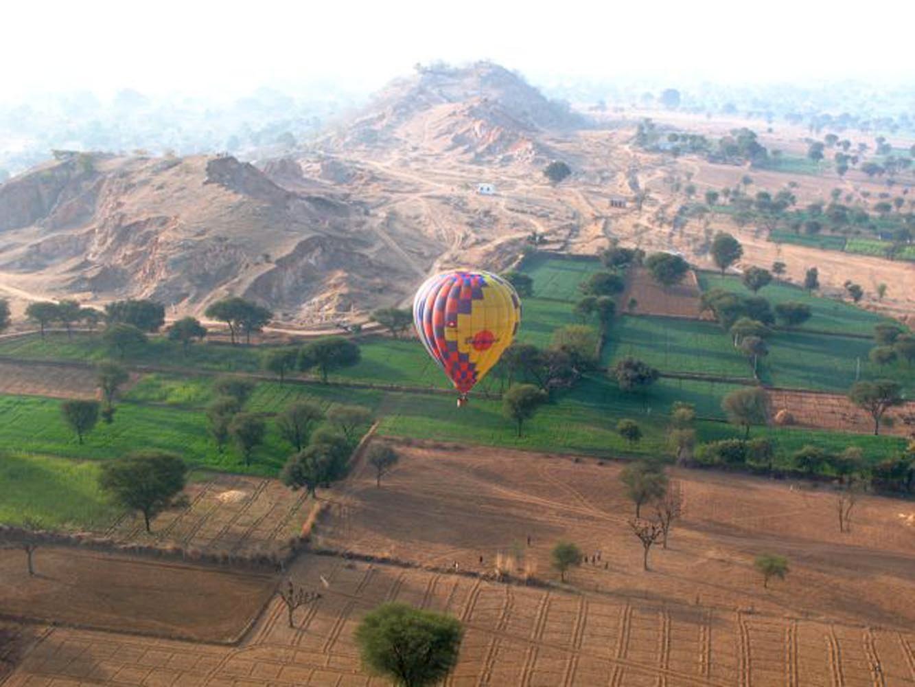 hot air balloon ride in Rajasthan